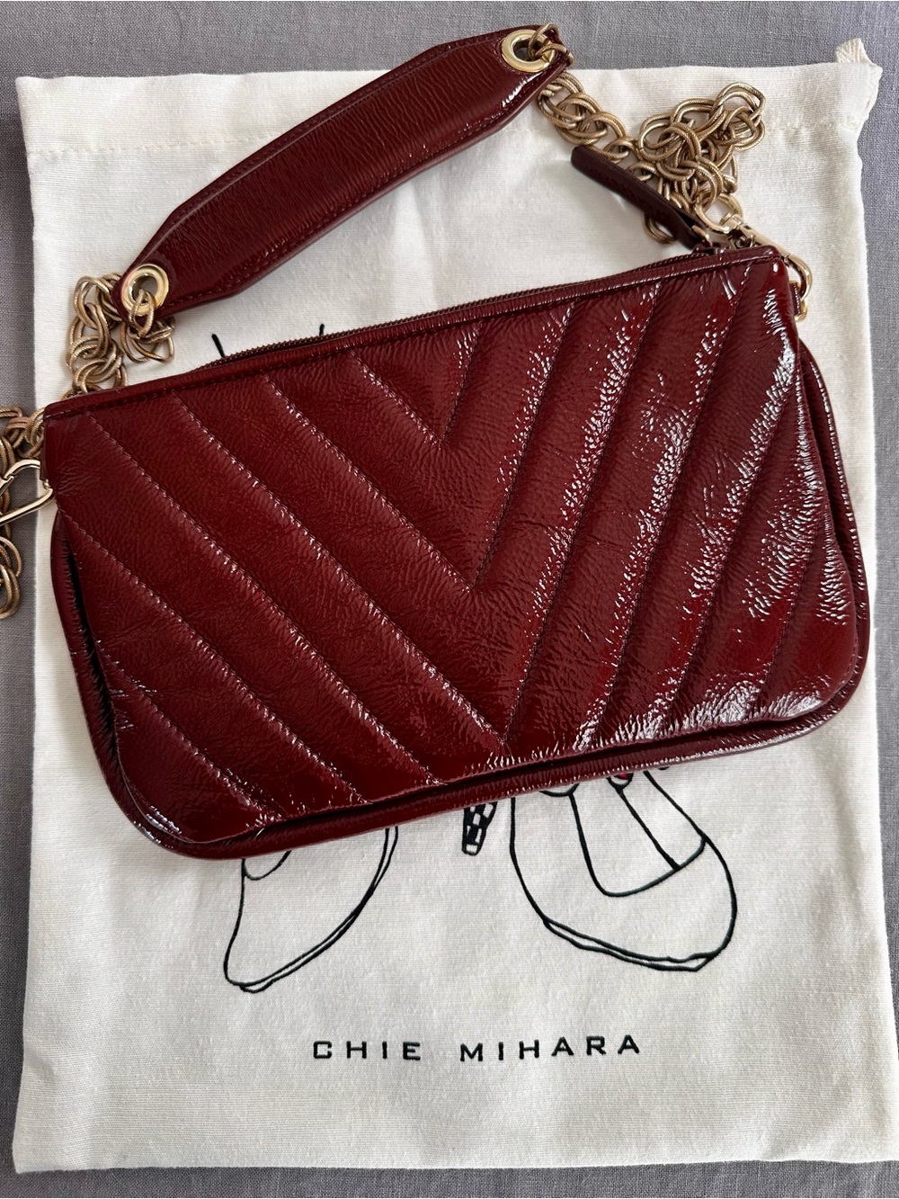 Chie Mihara Saika patent leather quilted shoulder bag burgundy red